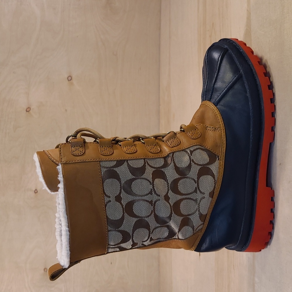 Coach Laura Leather Duck Toe Boots Womens 10M